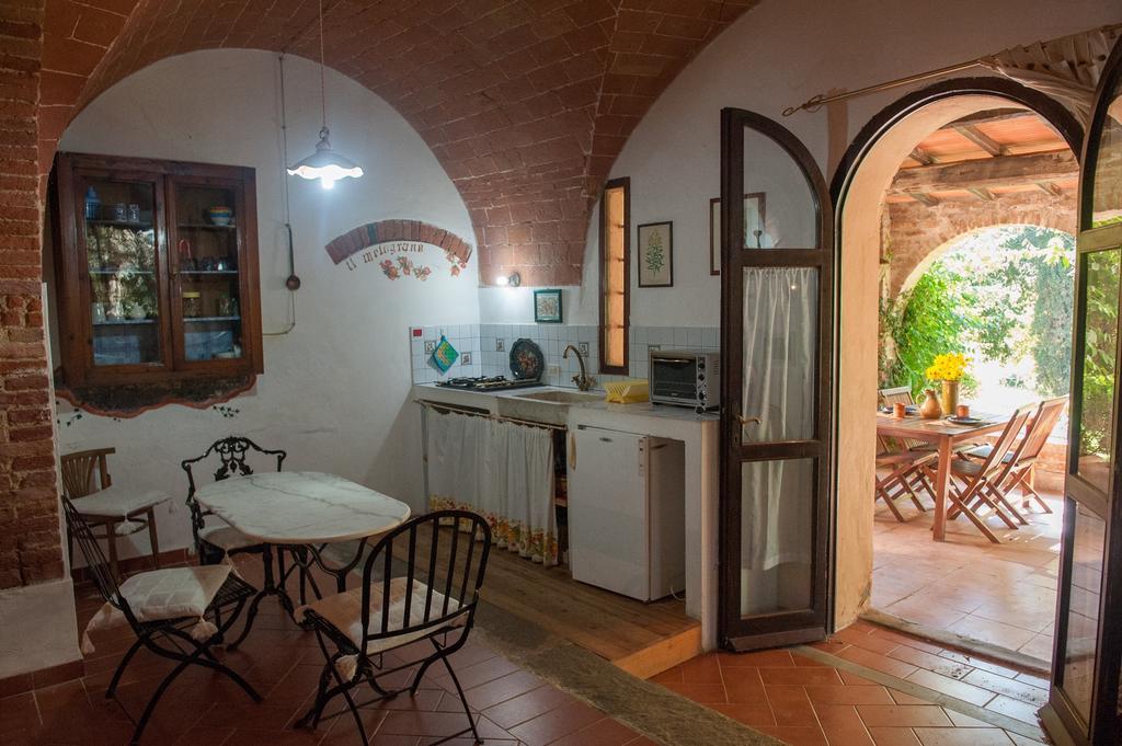 Fioralice ξενώνας Fauglia Δωμάτιο φωτογραφία